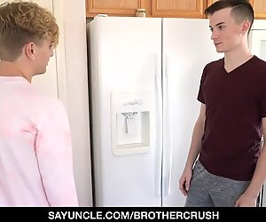 Angry Stepbro Alex Meyer Bangs Jesse Bolton On The Kitchen Floor