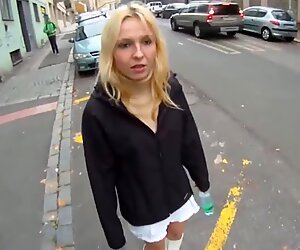 Tjekkiske teenagere elsker hardcore sex
