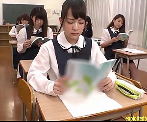 Abe mikako mendapat wajah bukakke besar di ruang kelas terus-menerus cumshots adegan jav fantastis