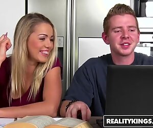 Realitykings - podstępny seks - Chad Rockwell Christen Courtney