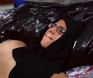 Desi bibi seks - gadis arab menelanjangi dan pantat besar