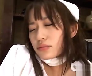 Calda infermiera Mika Osawa cazzo un dildo part3