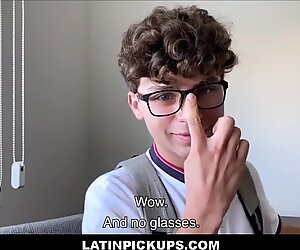 Jovem twink latino rapaz escolhido fodido para seguidores nas redes sociais porno pov - joe dave , igor lucios